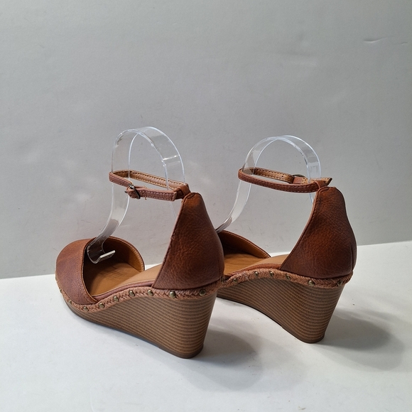 Maurices NEW Preppy Brown Vegan Leather Platform Wedge Heels Size 7.5 - Picture 8 of 15